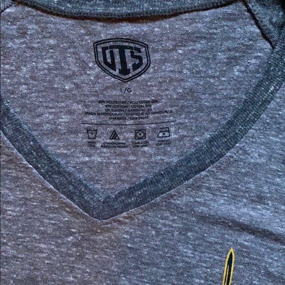 OTS Vintage Grey Woman’s Cleveland Cavaliers Tee - Picture 2 of 4